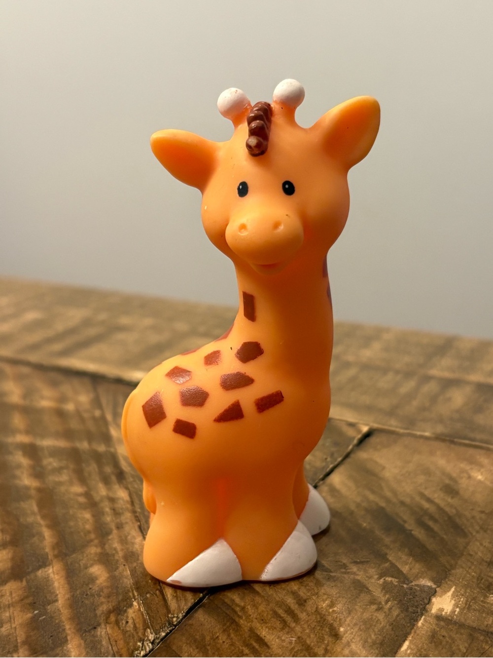 Little People Giraffe (2001)